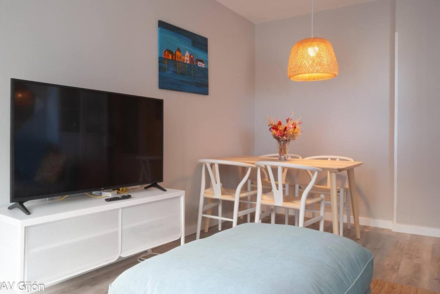 Av Aguado 44 Apartment Gijon Exterior photo